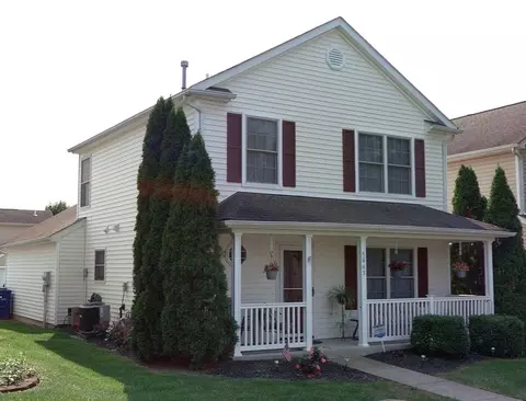 5463 Beresford St #223, Canal Winchester, OH 43110