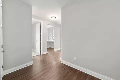 Entry Way - 324 W Wind Rd, Delaware, OH 43015 photo 6 of 11