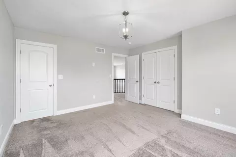 Bedroom - 324 W Wind Rd, Delaware, OH 43015 photo 1 of 5