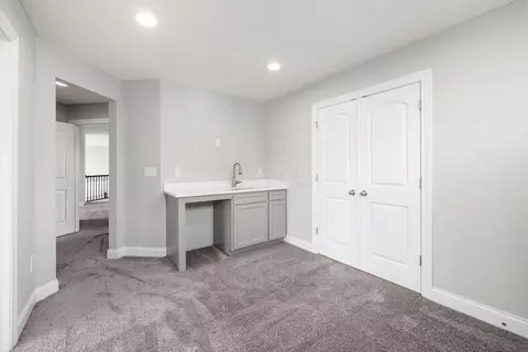 Entry Way - 324 W Wind Rd, Delaware, OH 43015 photo 7 of 11