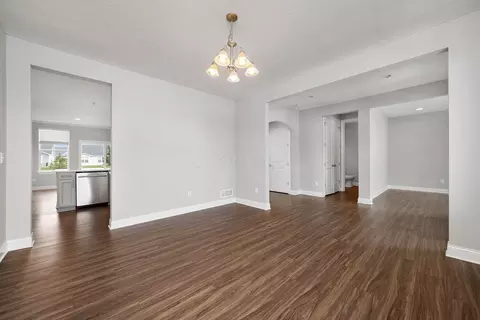 Living - 324 W Wind Rd, Delaware, OH 43015 photo 1 of 8