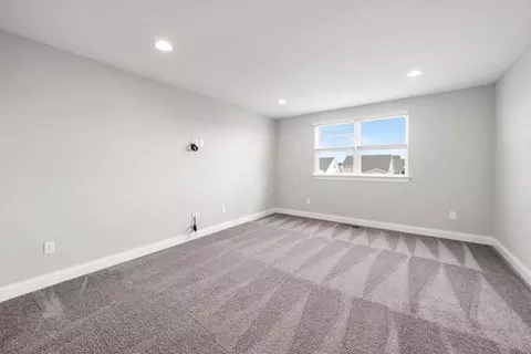 Other - 324 W Wind Rd, Delaware, OH 43015 photo 8 of 21