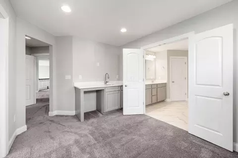 Entry Way - 324 W Wind Rd, Delaware, OH 43015 photo 8 of 11