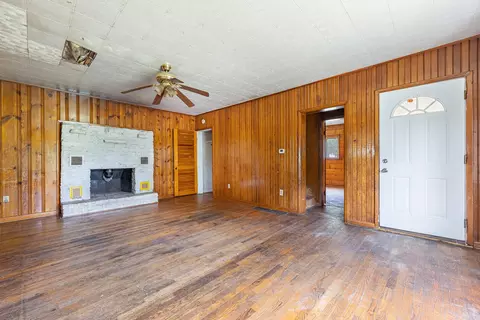 3957 Old Columbus Rd, Springfield, OH 45503 photo 3