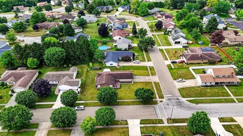 View/Area - 367 Lawnwood Dr, Circleville, OH 43113 photo 3 of 12
