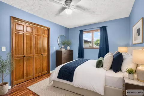 Bedroom - 367 Lawnwood Dr, Circleville, OH 43113 photo 6 of 8