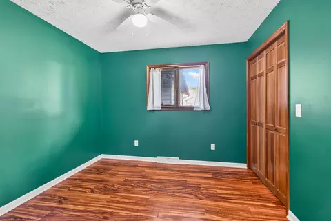 Bedroom - 367 Lawnwood Dr, Circleville, OH 43113 photo 1 of 8