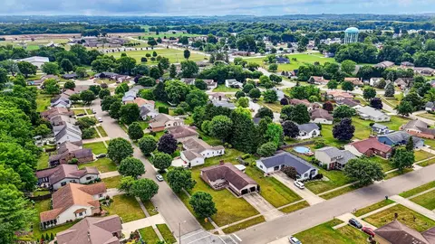View/Area - 367 Lawnwood Dr, Circleville, OH 43113 photo 11 of 12