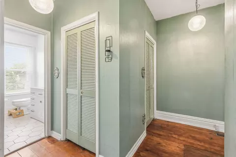 Entry Way - 311 E Main St, Circleville, OH 43113 photo 7 of 7