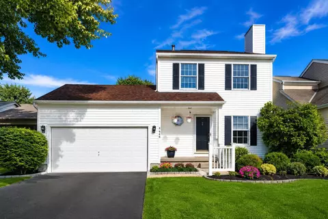 8446 Olenbrook Dr, Lewis Center, OH 43035