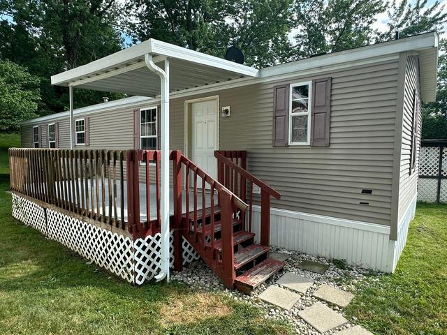 67 Hampton Ln, Reynoldsburg, OH 43068