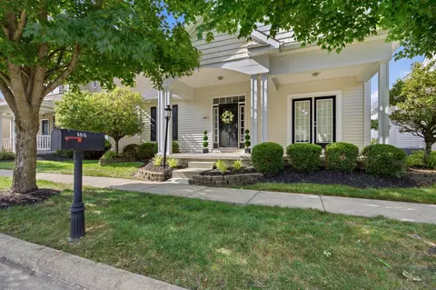 6810 John Dr, Canal Winchester, OH 43110