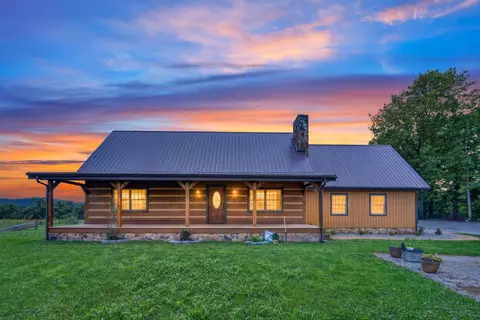 620 Oak Ln, Kingston, OH 45644