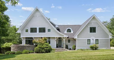 142 Merywen Cir, Granville, OH 43023