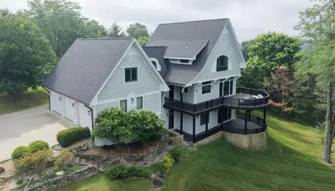 142 Merywen Cir, Granville, OH 43023