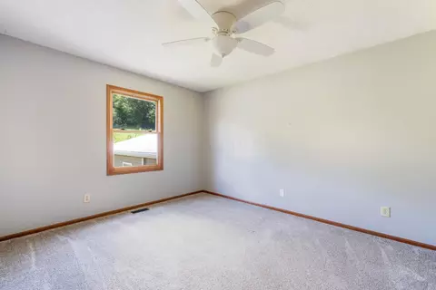 746 Spring Falls Ave, Springfield, OH 45502 photo 35