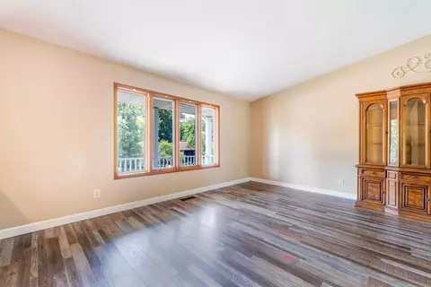 746 Spring Falls Ave, Springfield, OH 45502 photo 17