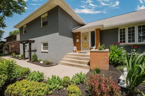 2680 Mitzi Dr, Columbus, OH 43209