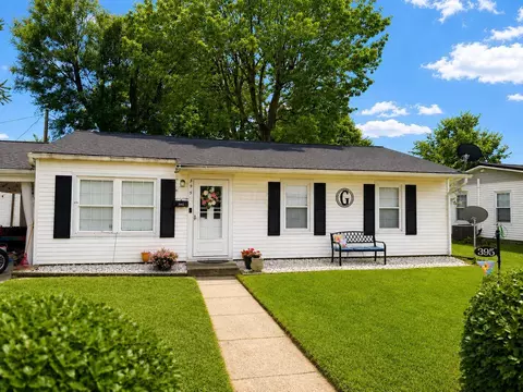 395 Sunnyview Dr, Circleville, OH 43113 photo 2