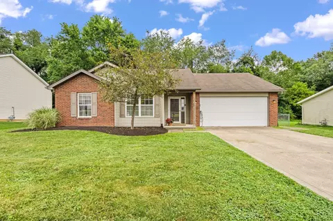 204 Alcon Dr, Newark, OH 43055