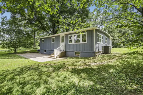 921 Connett Rd, Nelsonville, OH 45764