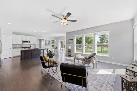 13328 White Cross Dr NW, Pickerington, OH 43147