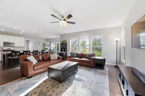 13328 White Cross Dr NW, Pickerington, OH 43147