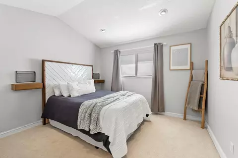 Bedroom - 4520 Glenhaven Dr, Columbus, OH 43231 photo 1 of 7