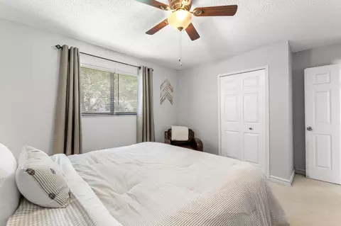 Bedroom - 4520 Glenhaven Dr, Columbus, OH 43231 photo 4 of 7