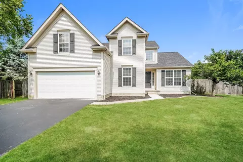 4430 Windrow Dr, Grove City, OH 43123