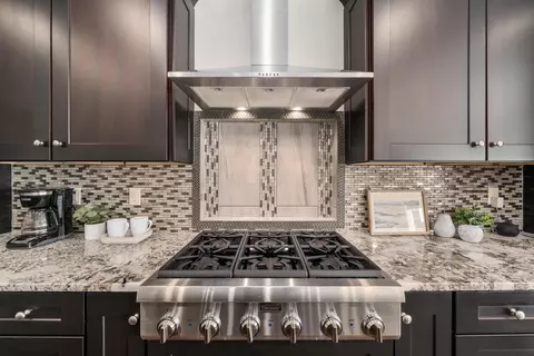 Kitchen - 4640 Maynard Rd, Delaware, OH 43015 photo 7 of 9