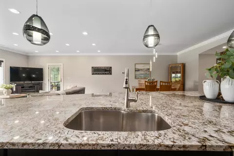 Kitchen - 4640 Maynard Rd, Delaware, OH 43015 photo 6 of 9