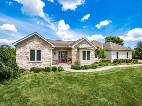 21710 N Darby Coe Rd, Milford Center, OH 43045