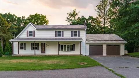 3229 Nolan Rd, Zanesville, OH 43701