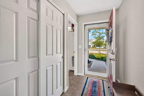 Entry Way - 4932 Crestbrook Dr, Lockbourne, OH 43137 photo 1 of 1