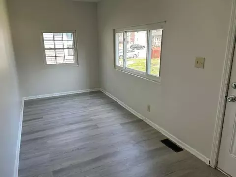 Living - 312 E 16th Ave, Columbus, OH 43201 photo 4 of 4