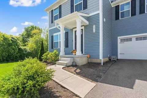 3376 Drake Ave, Groveport, OH 43125