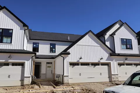 5709 Dutch Ln, Powell, OH 43065