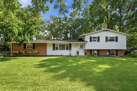 1381 Zollinger Rd, Columbus, OH 43221