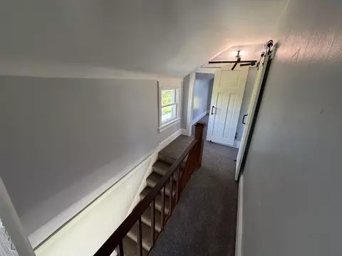 Entry Way - 132 Scioto St, Marion, OH 43302 photo 2 of 2