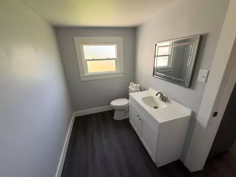 Bath - 132 Scioto St, Marion, OH 43302 photo 1 of 2