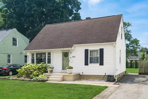 1095 E Dunedin Rd, Columbus, OH 43224