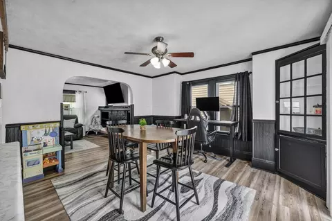 Dining - 198 Chicago Ave, Marion, OH 43302 photo 1 of 3