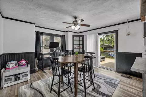Dining - 198 Chicago Ave, Marion, OH 43302 photo 3 of 3