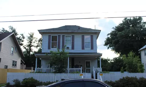 1415 Jewett Dr, Zanesville, OH 43701