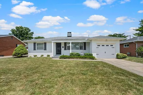 2698 Eugene Ave, Grove City, OH 43123