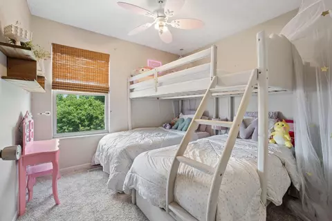 Bedroom - 882 Bledsoe Dr, Galloway, OH 43119 photo 5 of 5