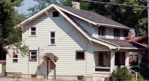 5995 Linworth Road Rd, Worthington, OH 43085