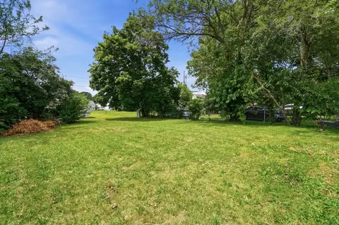 Exterior - 2015 Clifton Ave, Springfield, OH 45505 photo 11 of 12