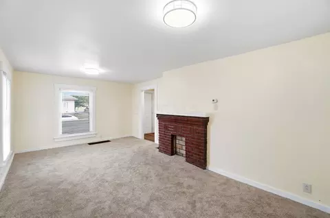 Living - 2015 Clifton Ave, Springfield, OH 45505 photo 3 of 6